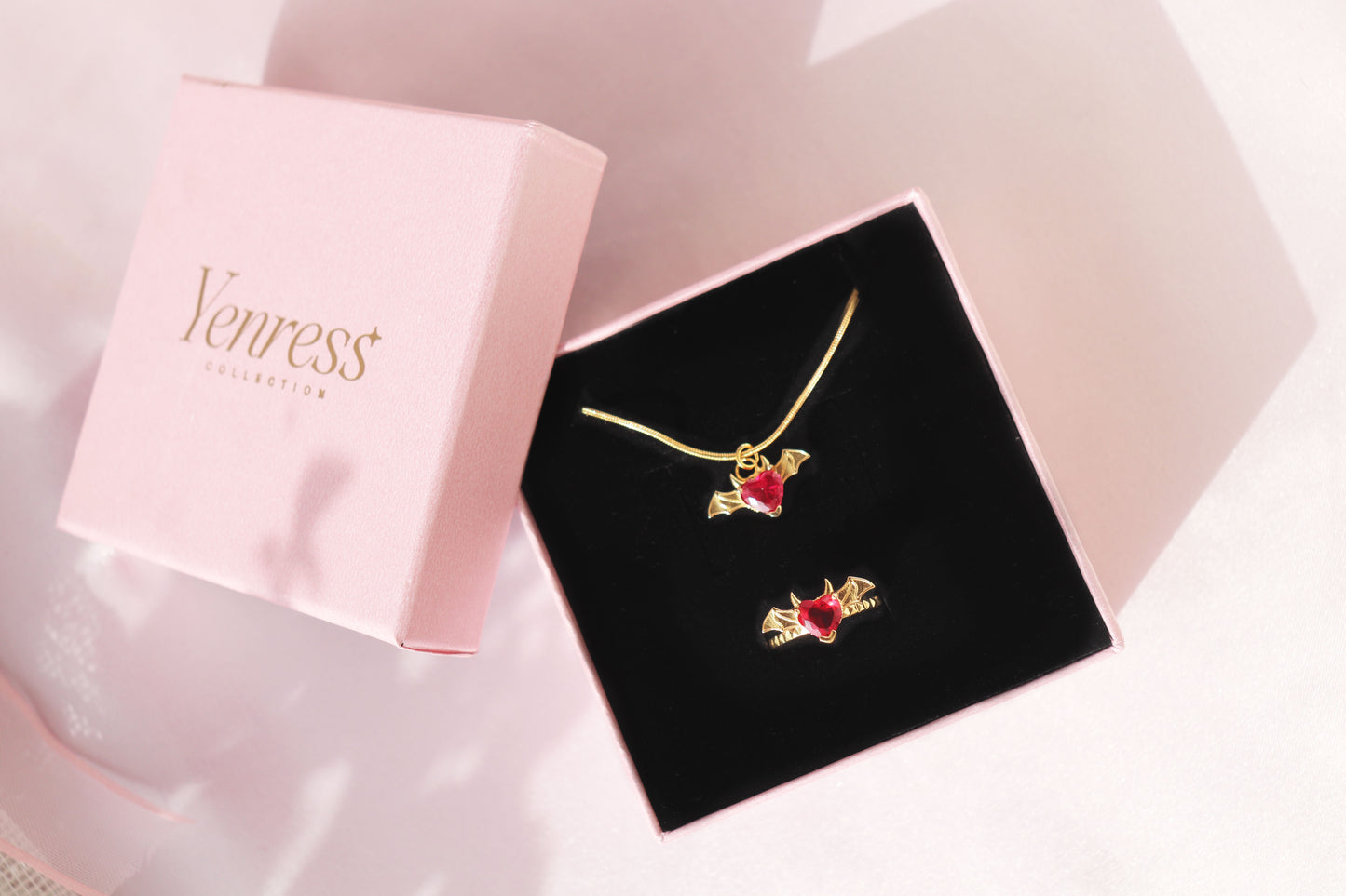 Vampire's Heart Necklace & Ring Set