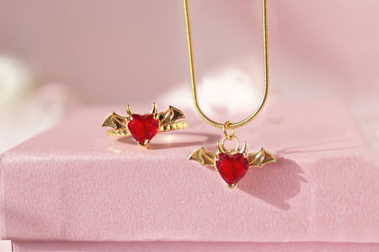 Vampire's Heart Necklace & Ring Set