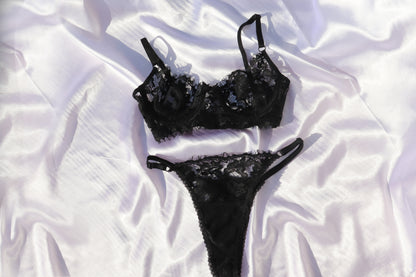 Black Lace Lingerie Set