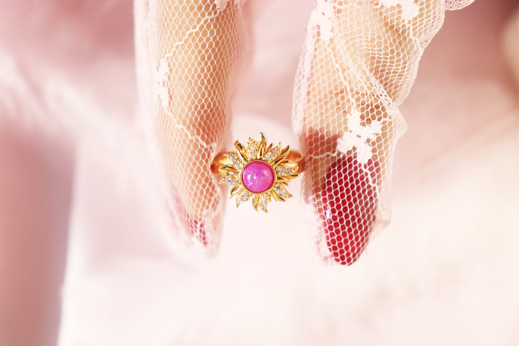 Spinning Rapunzel Sun Necklace & Ring Set