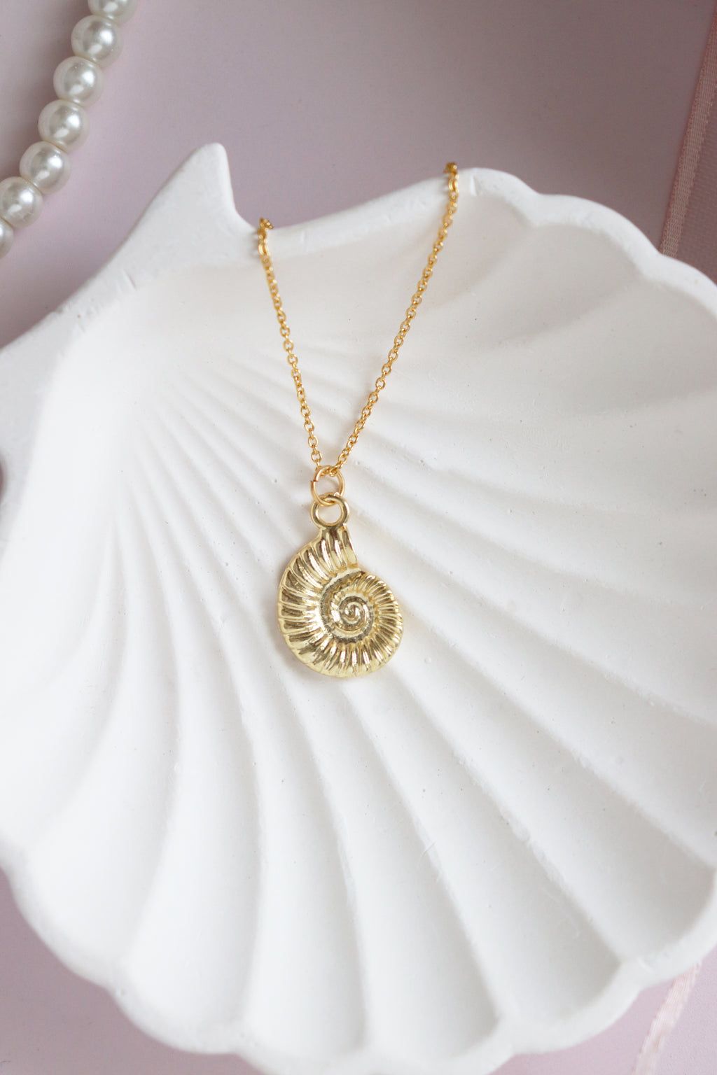 Ursula Shell Necklace