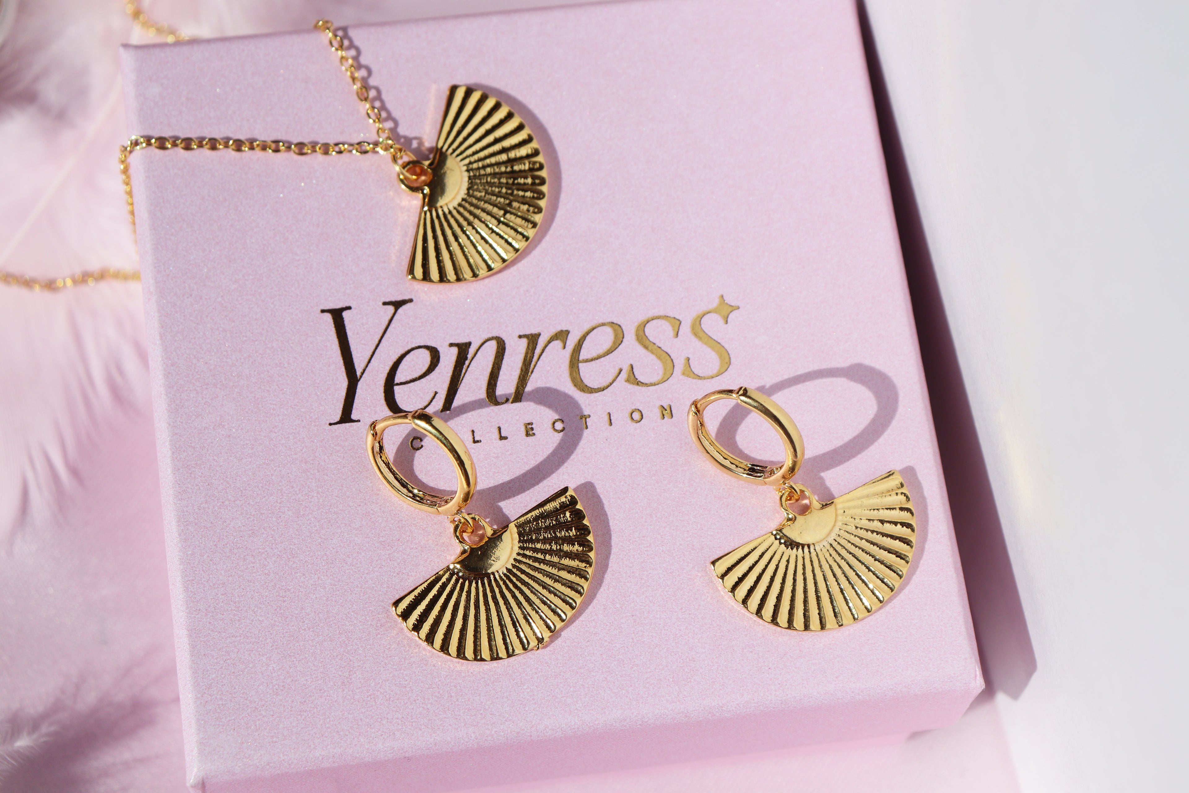 War Fan Necklace and Earrings Set | Avatar Kyoshi Jewelry