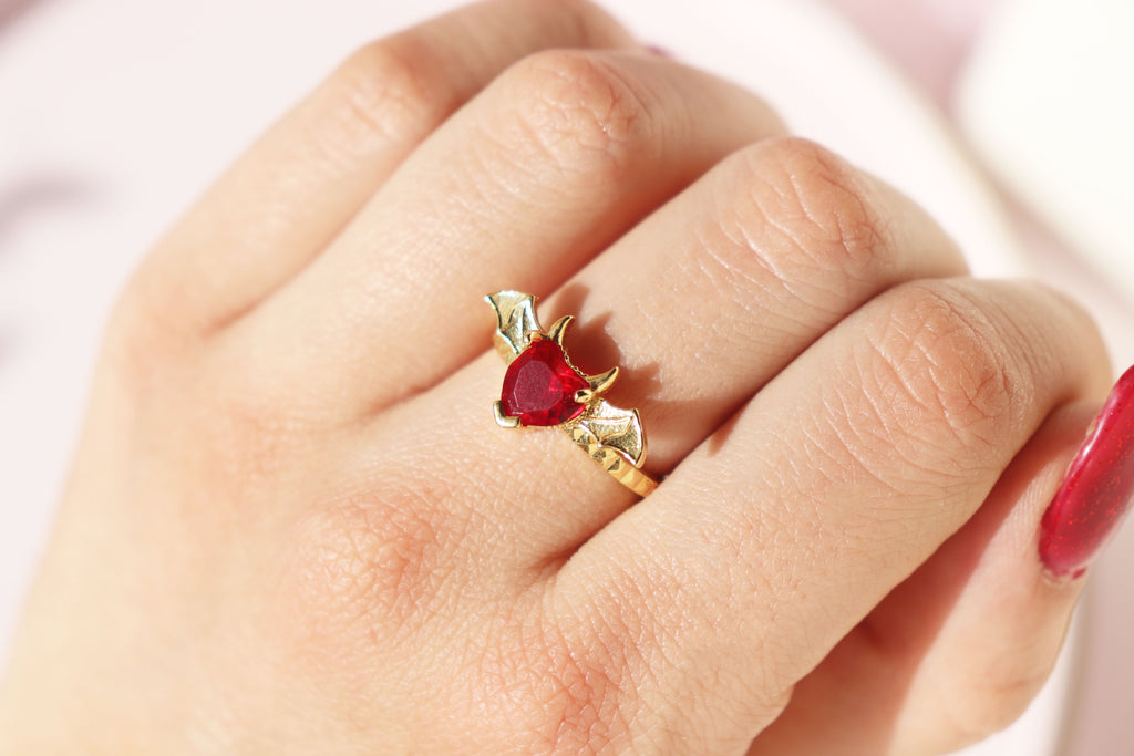Vampire's Heart Necklace & Ring Set
