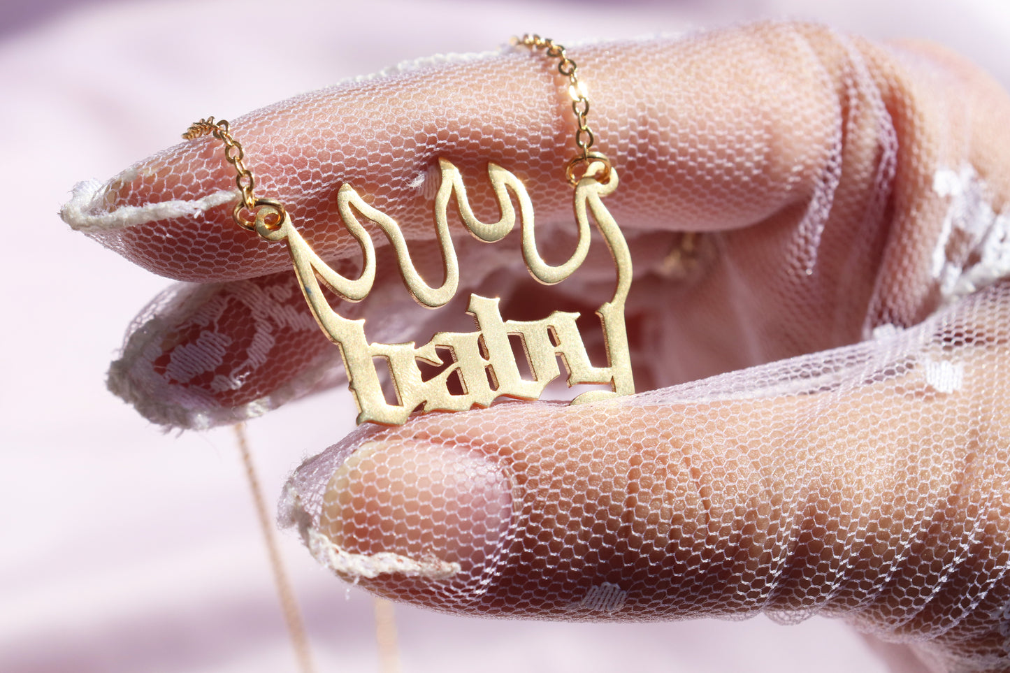 Baddie Necklaces | Baby & Queen Pendant