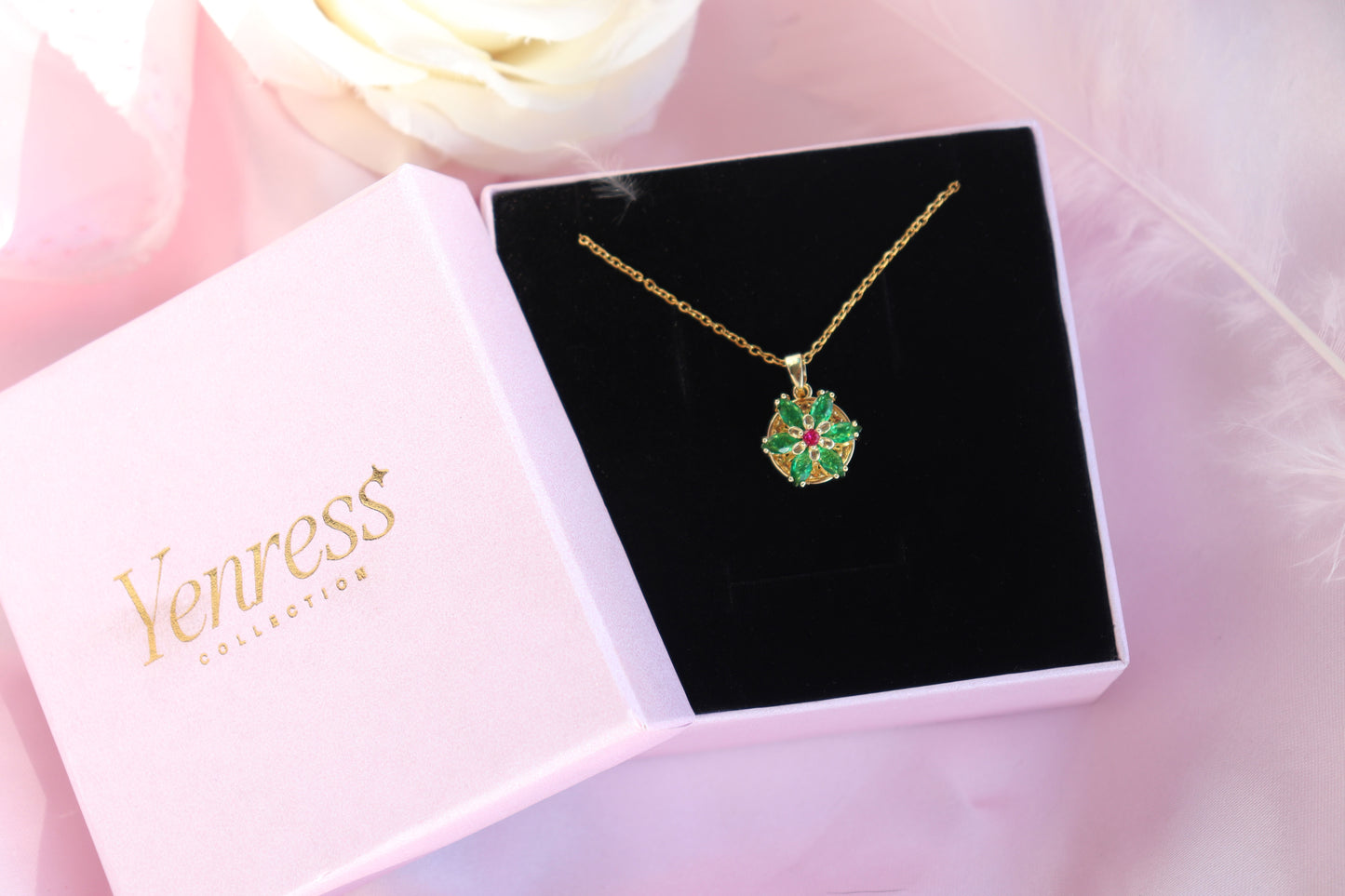 Anastasia Spinning Necklace Mini