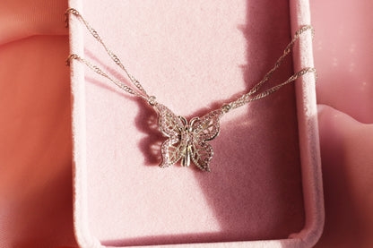 Magnetic Butterfly Necklaces (2 Pieces)