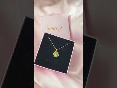 Anastasia Spinning Necklace Mini